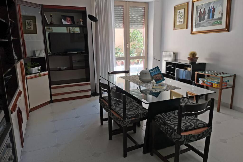 Da Agnese Holiday Home In Bosa Sardegna! Экстерьер фото